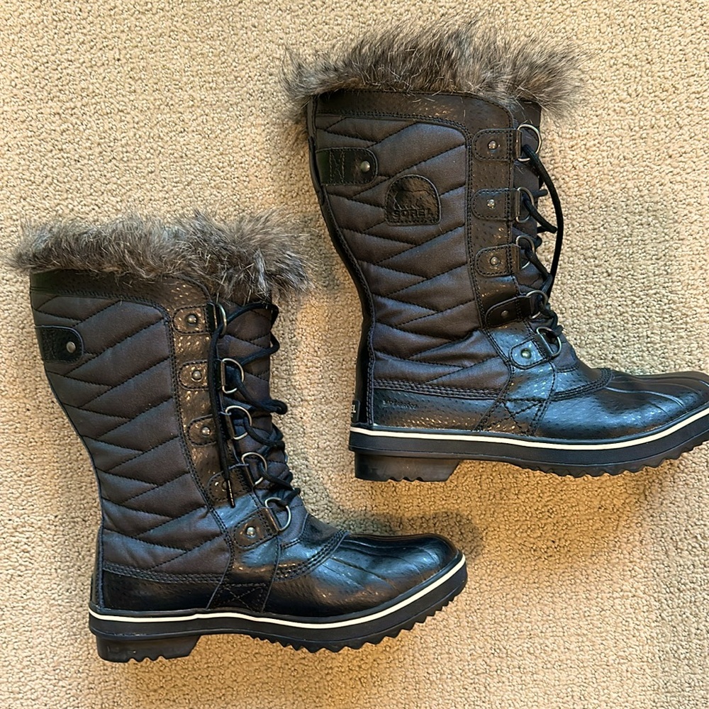 Sorel Black Tofino II winter boots Size 8.5